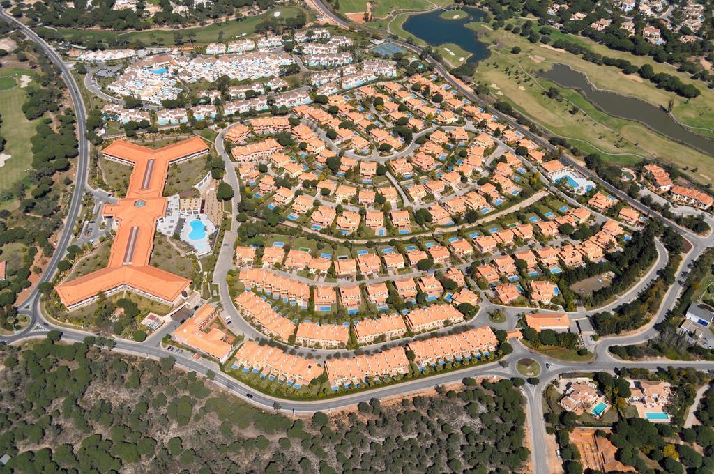 Villa de 4 Quartos com Piscina Privativa